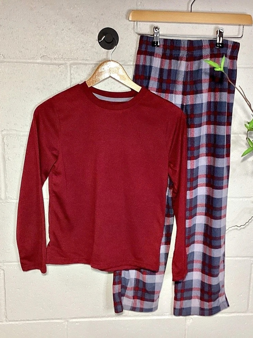 Cuddl Duds Girls Large Plaid Pajama Set Red & Blue Like New